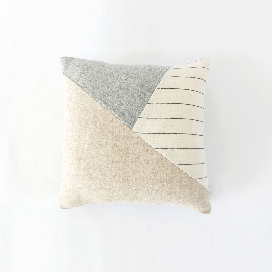 Handwoven Takia Cushion Cover - Oatmeal